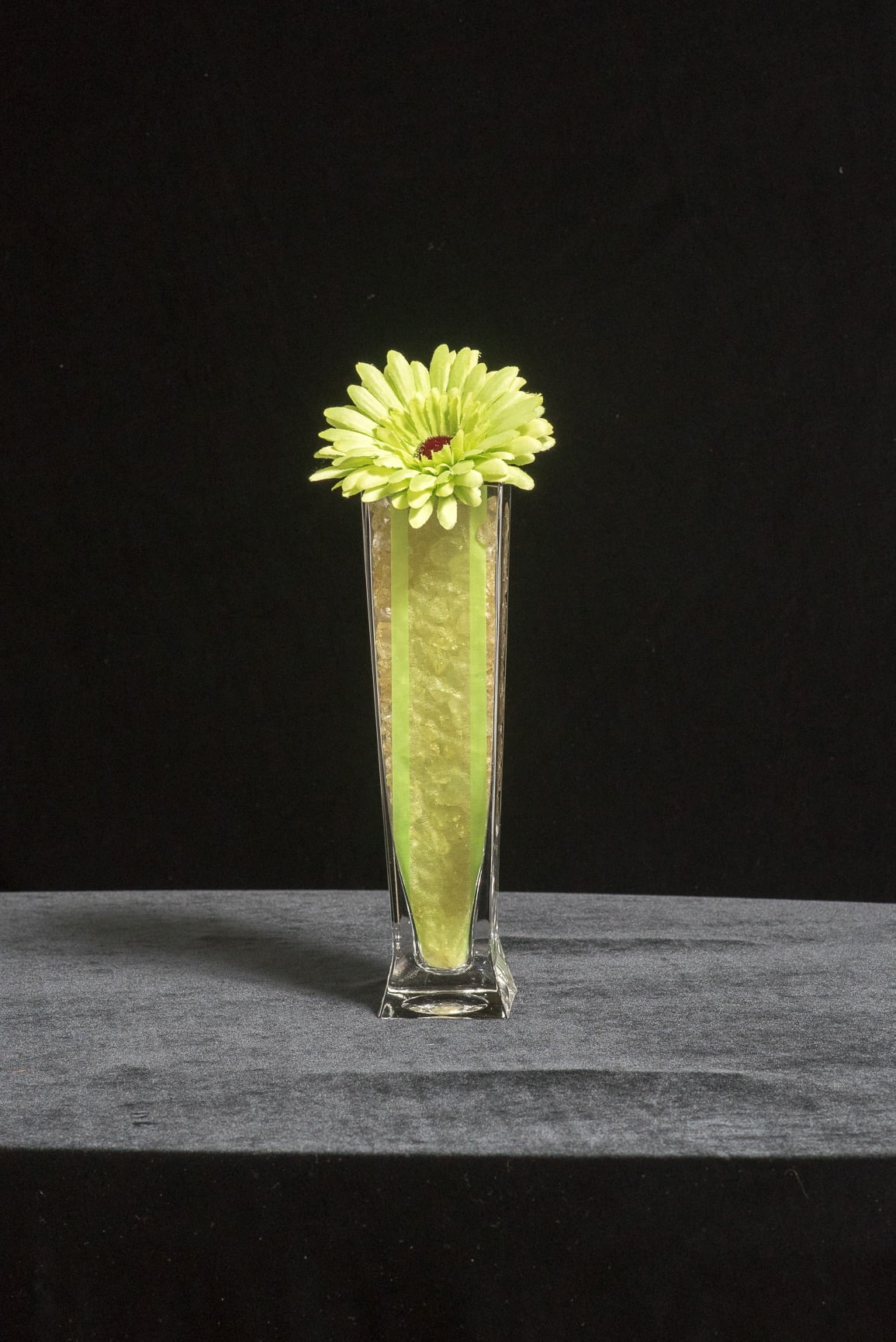 VMG-013 Tapered Medium Glass Vase-9"